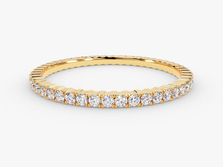 Round round diamond wedding band front view