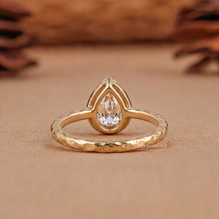 2.50CT Pear Bezel E/VVS2 Lab Grown Diamond Ring – Modern Style Engagement Ring
