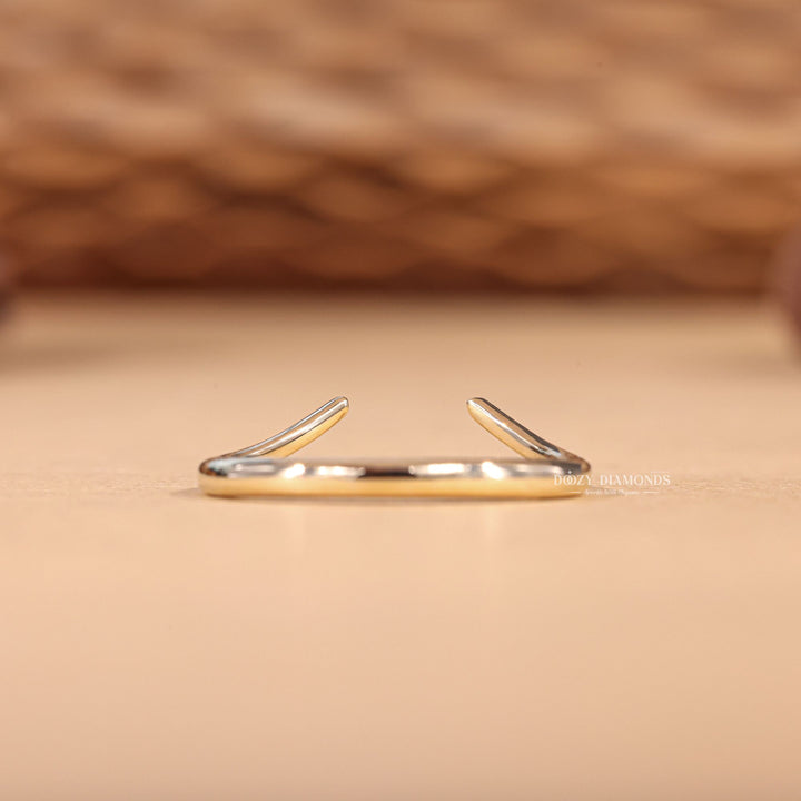 Fashionable diamond wedding band, Delicate diamond wedding band, Subtle diamond wedding band, Striking diamond wedding band, Exquisite diamond wedding band, 