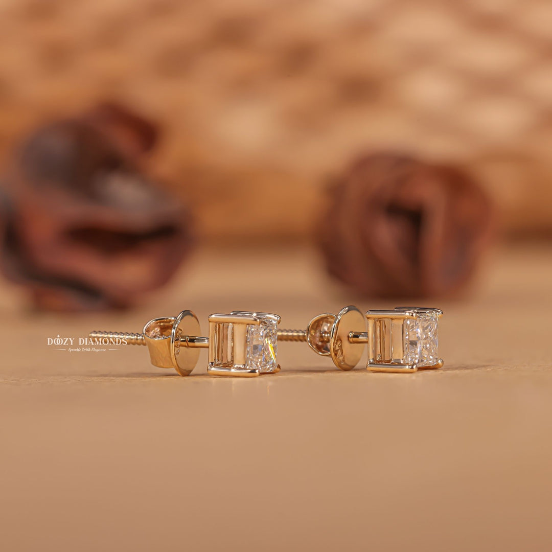 DiamondEarrings
StudEarrings
FineJewelry
LuxuryEarrings