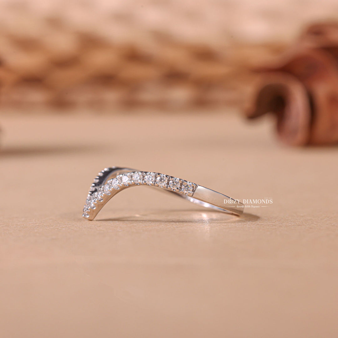 Close-up of 0.15CT round lab grown diamonds