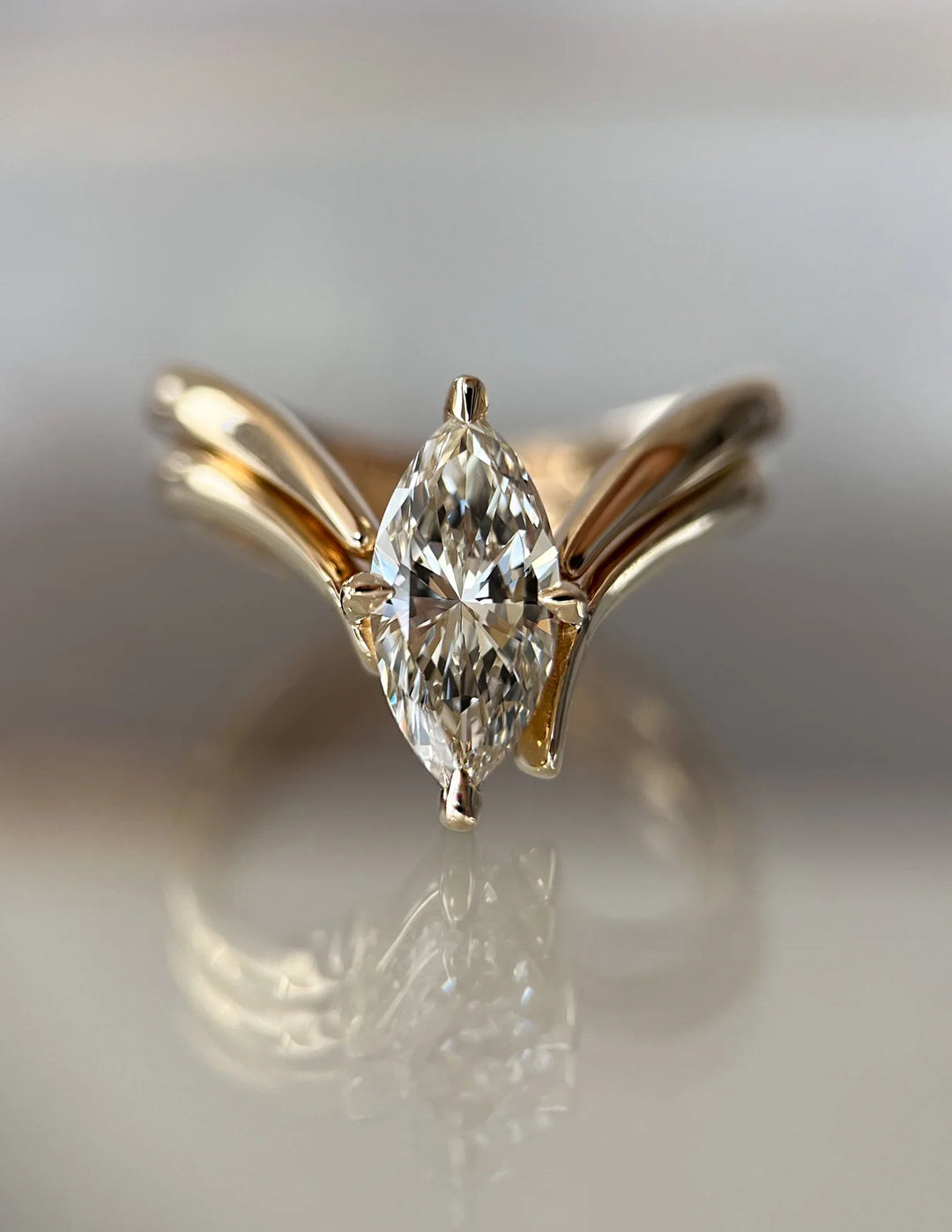 2.0CT Marquise Cut EF-VS2 Lab Grown Eve Diamond Ring with Gold Plain Band