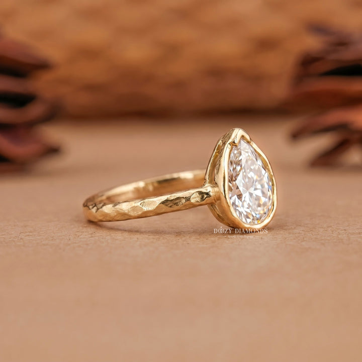 2.50CT Pear Bezel E/VVS2 Lab Grown Diamond Ring – Modern Style Engagement Ring