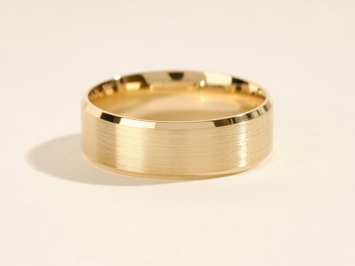 7.0mm Beveled Edge Men's Gold Wedding Band - Doozy Diamonds