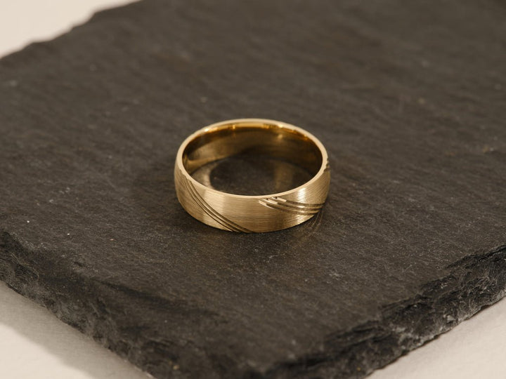 6.0mm Diagonal Lined Men's Gold Wedding Band - Doozy Diamonds