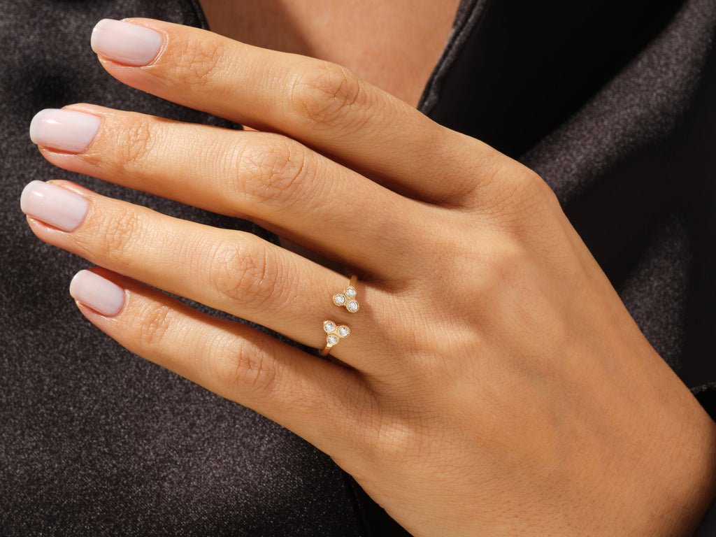 Round diamond wedding band in rose gold