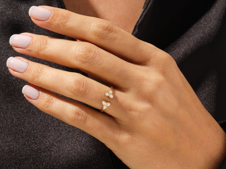 Round diamond wedding band in rose gold