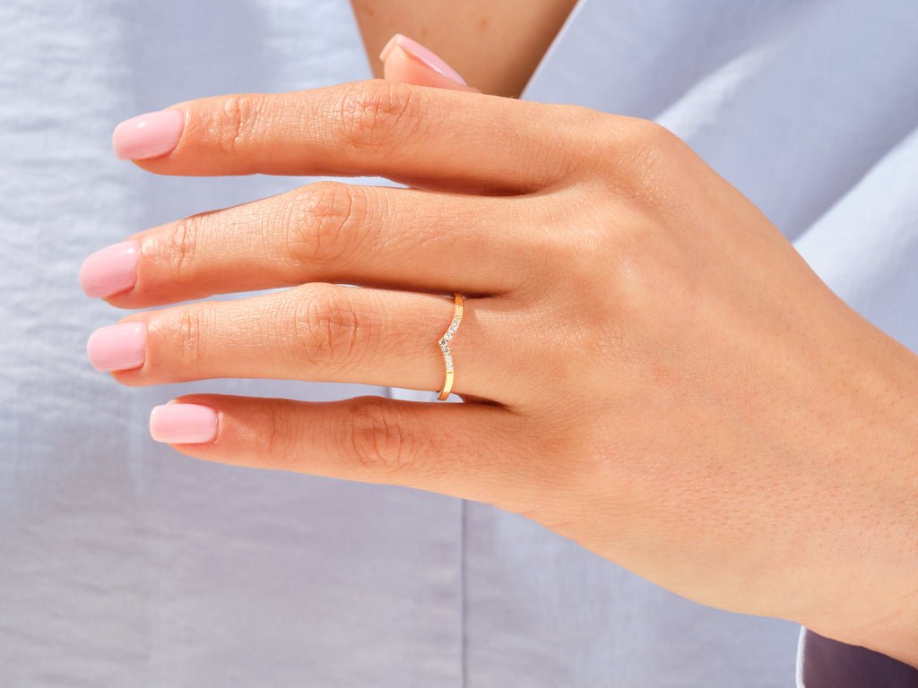 Ethically sourced round diamond eternity band