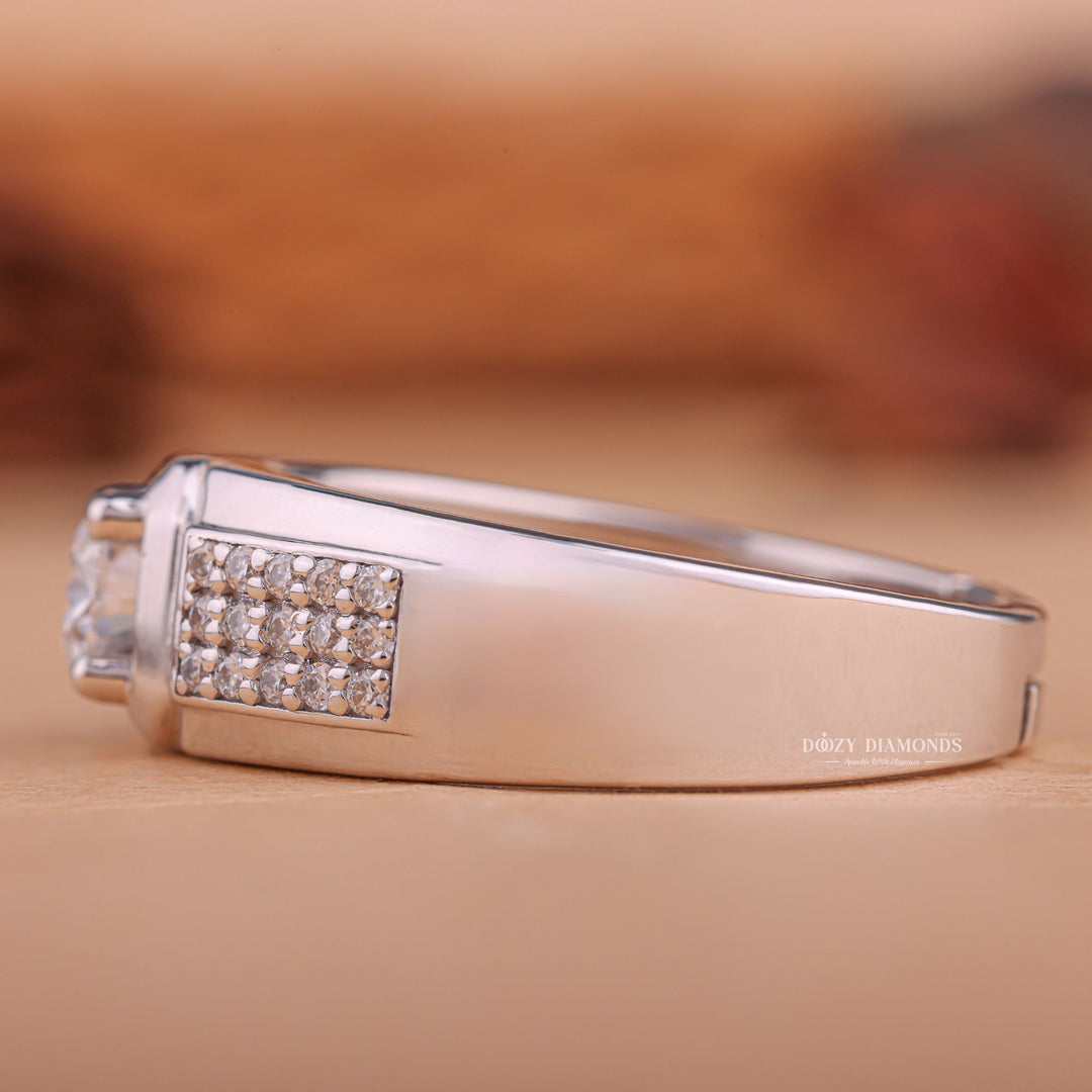 yellow gold, Heavy men's diamond ring, Men's diamond ring with engraving, Men's diamond wedding band comfort fit, Men's diamond baguette ring, Lab-grown diamond men's ring
