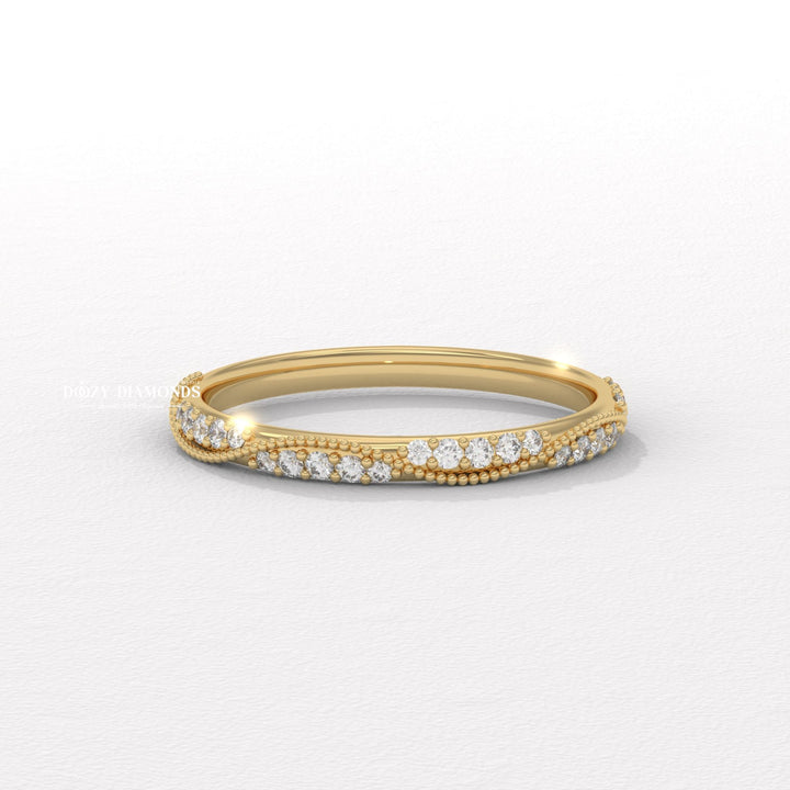Vintage Match round diamond wedding band front view