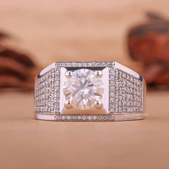 Men's arrow band rings, Men's bar rings, Men's signature rings, Men's statement rings, Men's engraved rings, Men's antique-style rings, Men's open band rings, Men's curved rings,