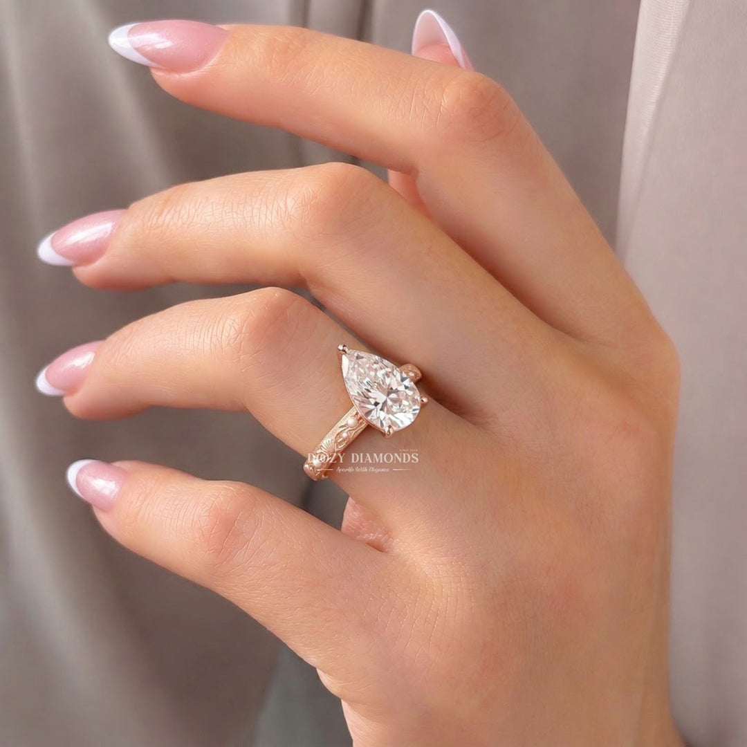 Vintage Style 2.0CT Pear Cut F/VS1 Lab Grown Diamond Three Stone Engagement Ring