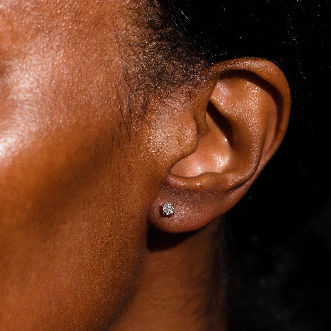 Round F - VS1 Lab - Grown Petite Prongs Stud Earrings - Doozy Diamonds