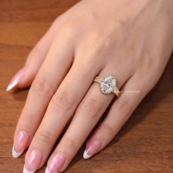 2.50CT Ova Vintage Nature Inspired E/VS1 Gold Engagement Ring with Leaf Detailing