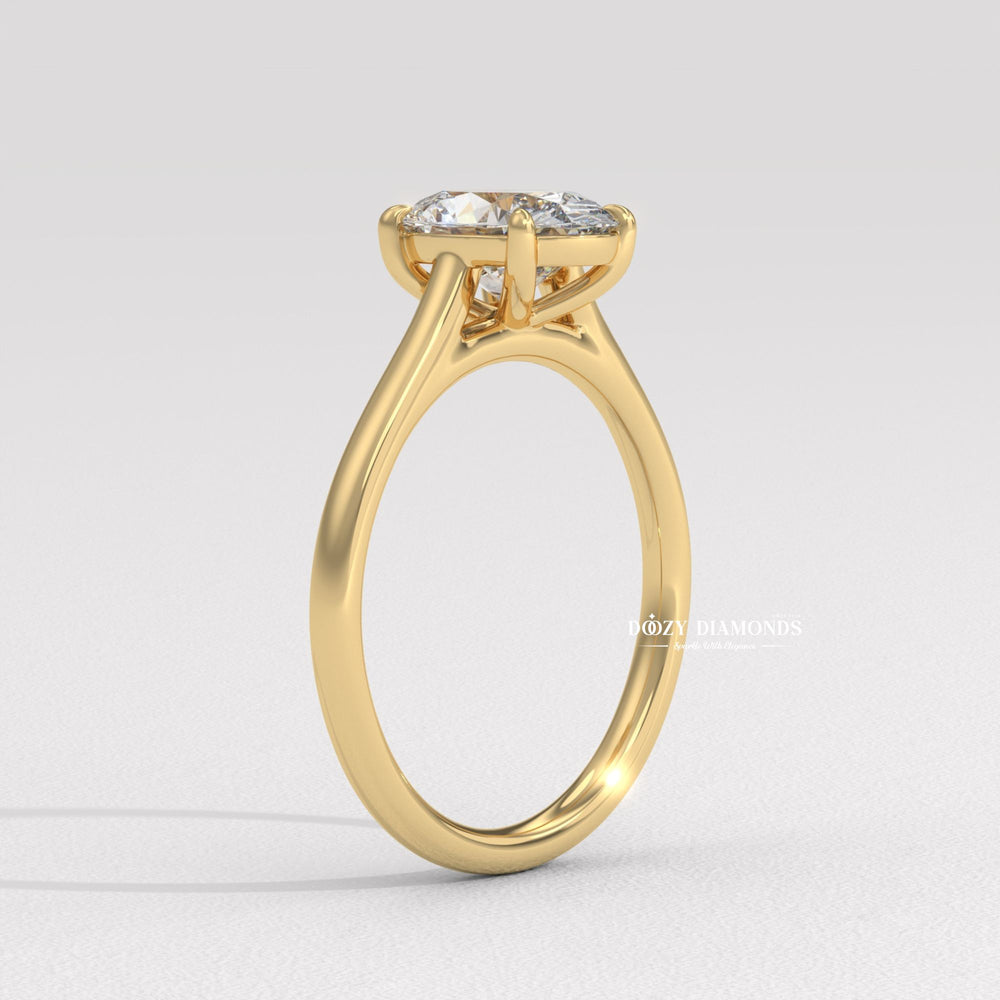 Profile view of oval cut solitaire engagement ring band