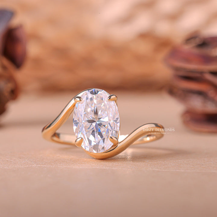 Oval fashionable engagement ring, Oval ethical engagement ring, Oval sustainable engagement ring, Oval conflict-free engagement ring, Oval certified engagement ring,