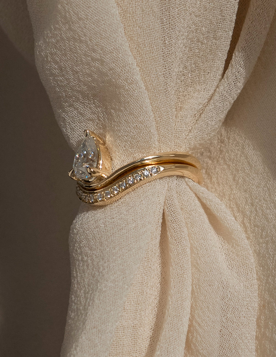 1.0CT Pear Solitaire Lab Grown Diamond Ring Yellow Gold Curved Pave Wave Band