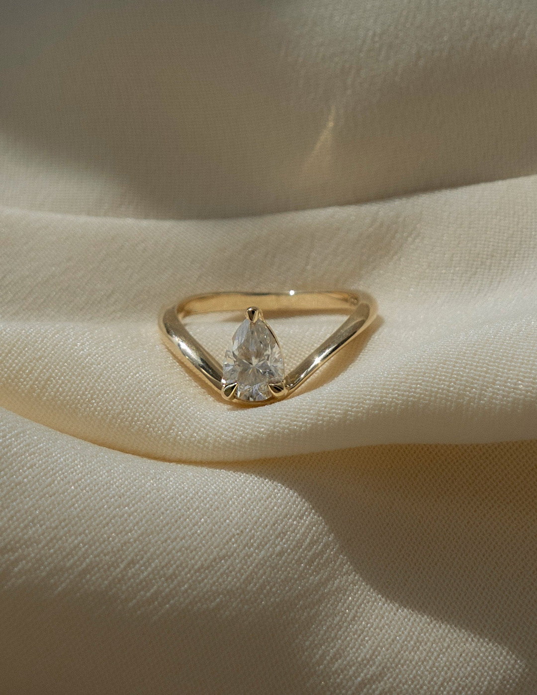 1.0CT Pear Solitaire Lab Grown Diamond Ring Yellow Gold Curved Pave Wave Band