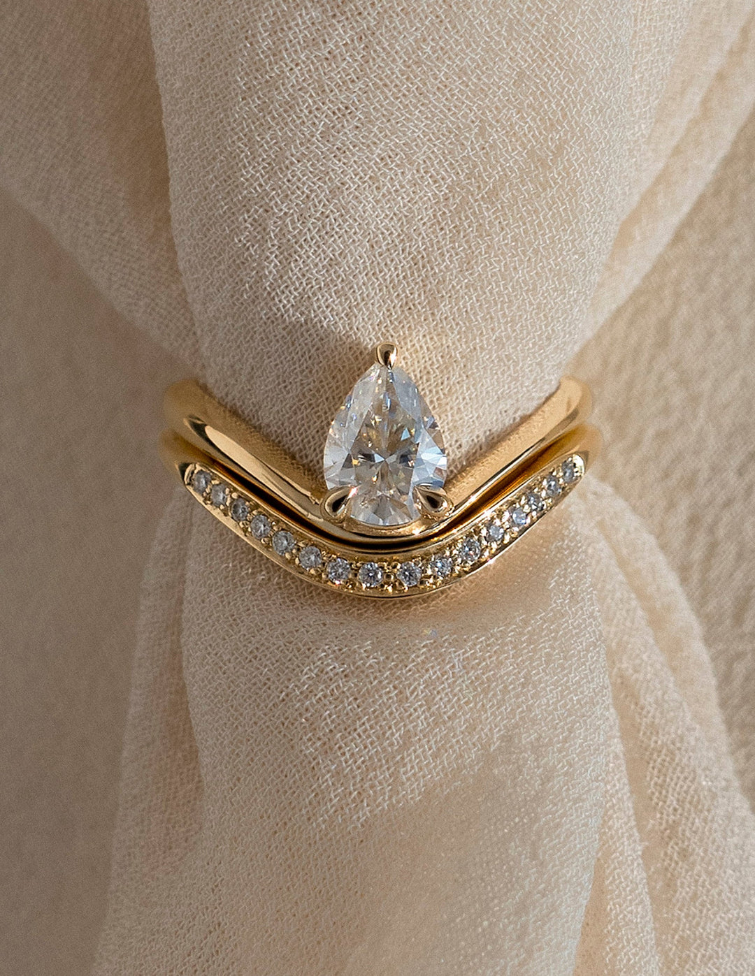1.0CT Pear Solitaire Lab Grown Diamond Ring Yellow Gold Curved Pave Wave Band