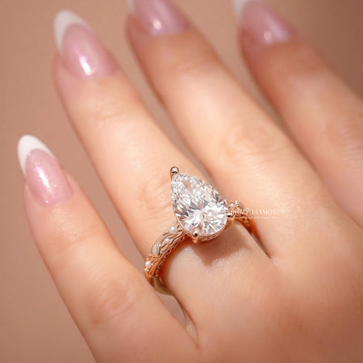 Vintage Style 2.0CT Pear Cut F/VS1 Lab Grown Diamond Three Stone Engagement Ring