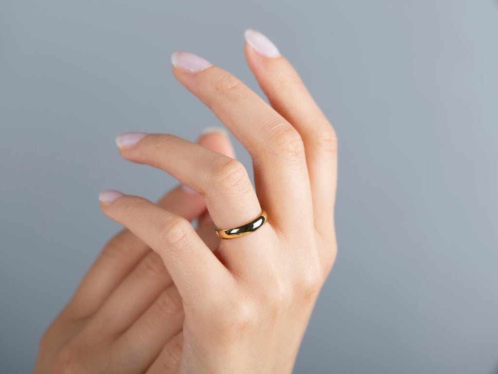 4.0mm Classic Dome Shine Wedding Band - Doozy Diamonds