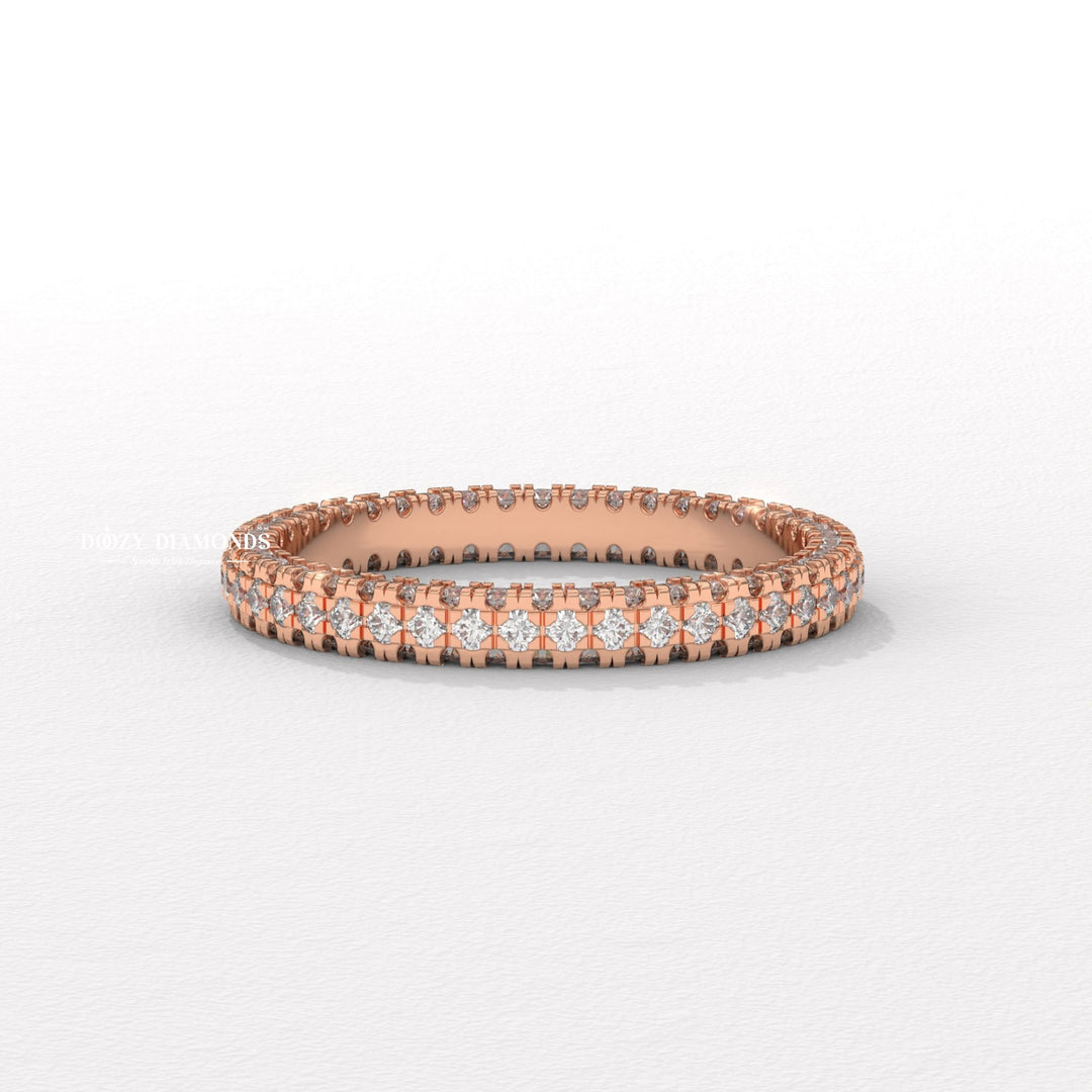 Classic diamond wedding band in white gold