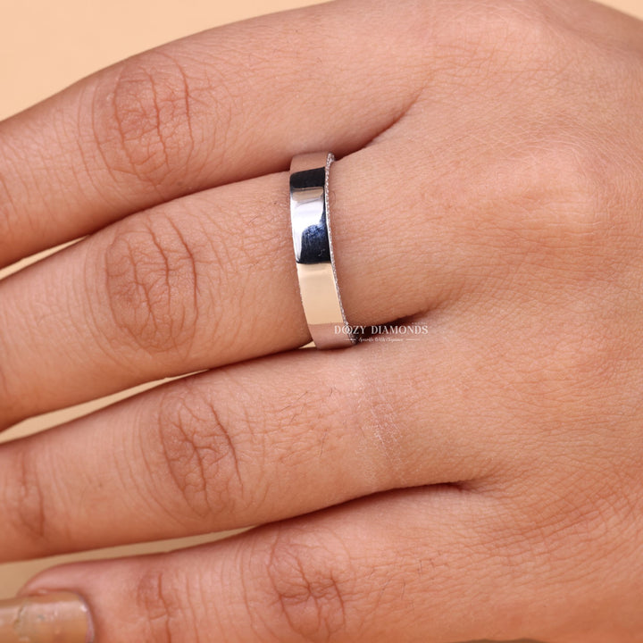 Round diamond wedding band in rose gold
