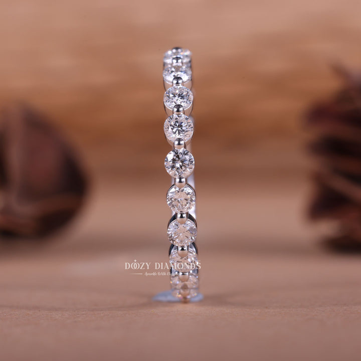 Round round diamond wedding band front view