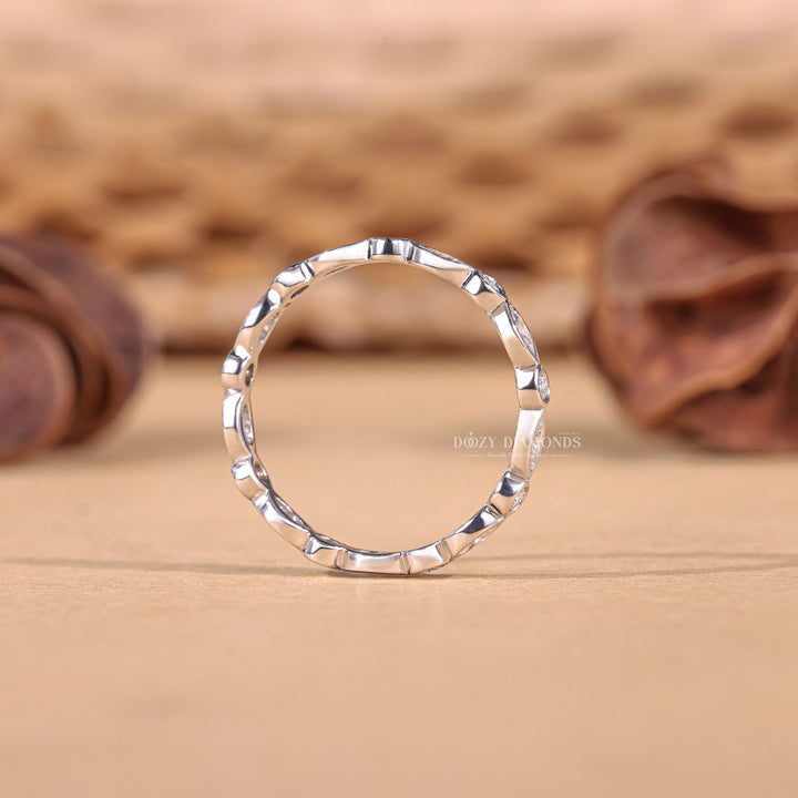 Round Marquise diamond wedding band in rose gold