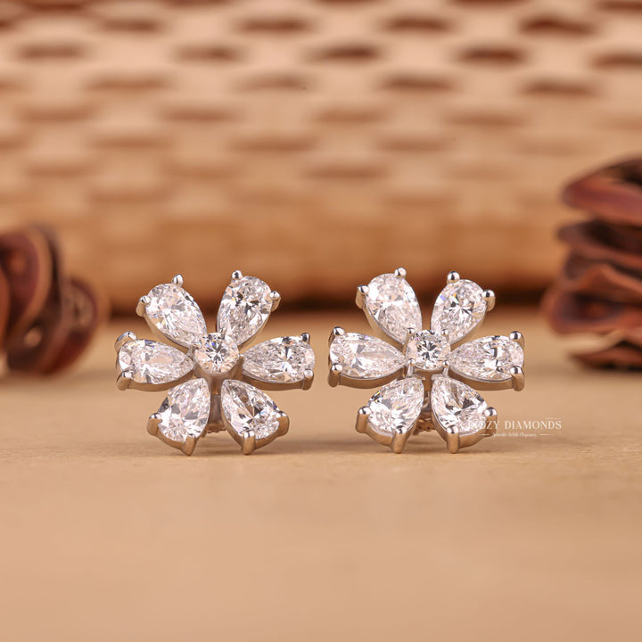 Round & Pear EF-VS2 Lab-Grown Diamond Flower Style Earrings
