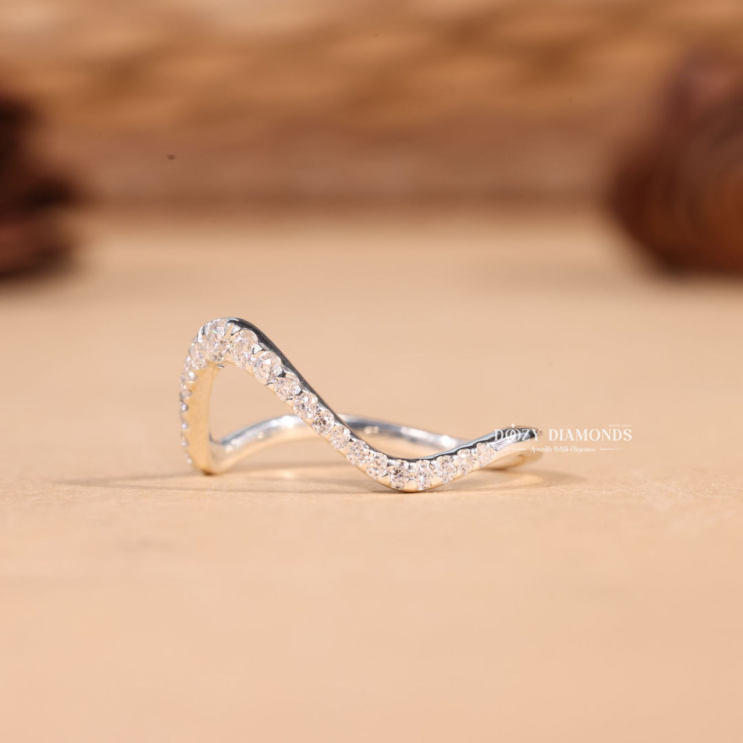Ethically sourced roundcut diamond eternity band