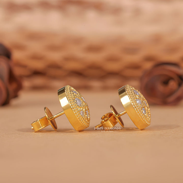 5mmEarrings
SparklingEarrings
DaintyEarrings