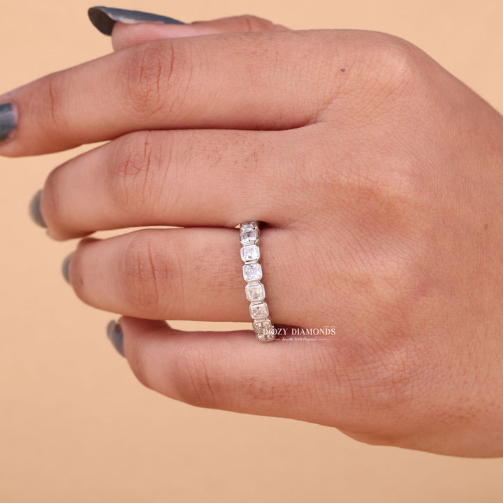 Asscher diamond wedding band in yellow gold