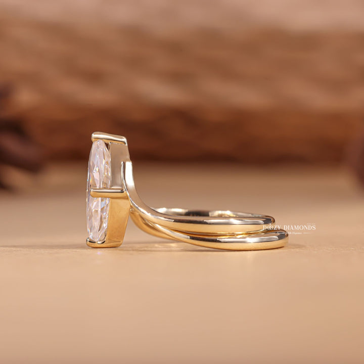 2.0CT Marquise Cut EF-VS2 Lab Grown Eve Diamond Ring with Gold Plain Band