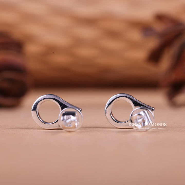 Round EF - VS2 Lab - Grown Diamond Hand Cuff Earrings - Doozy Diamonds