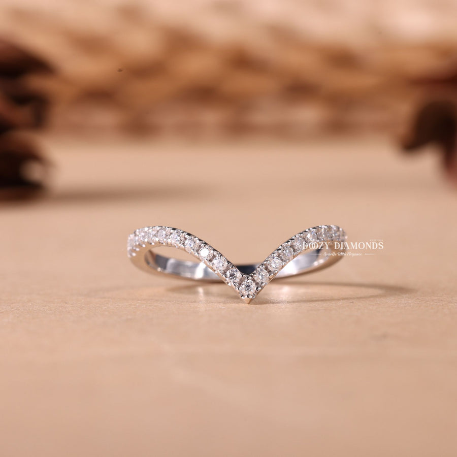 Round round diamond wedding band front view