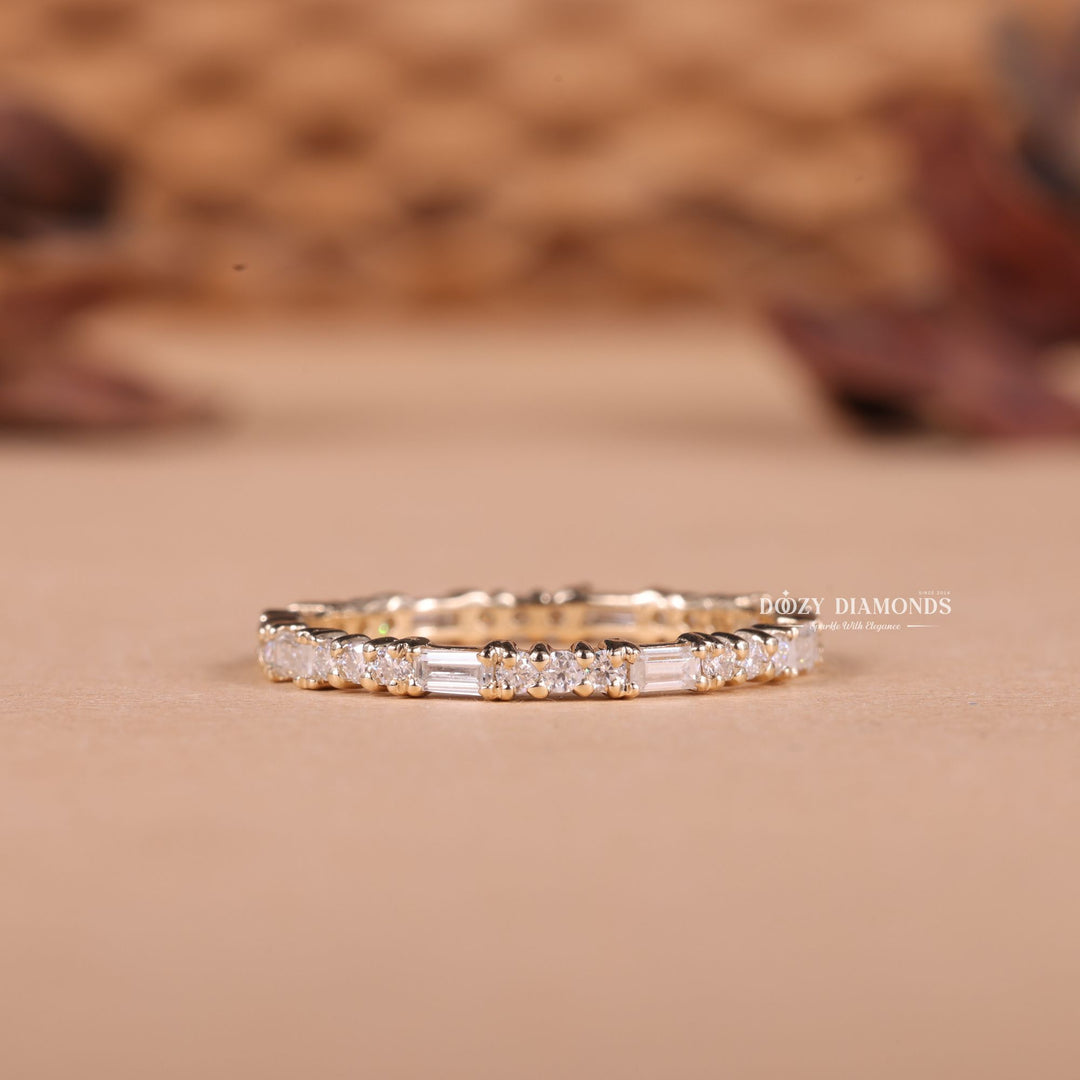 Round round diamond wedding band front view