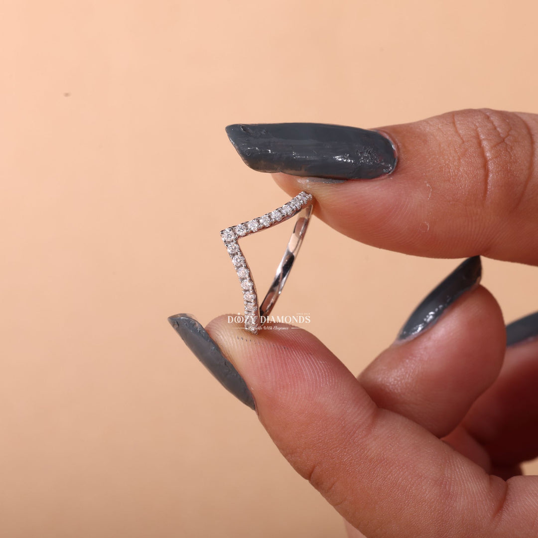 Side view of round diamond wedding band
