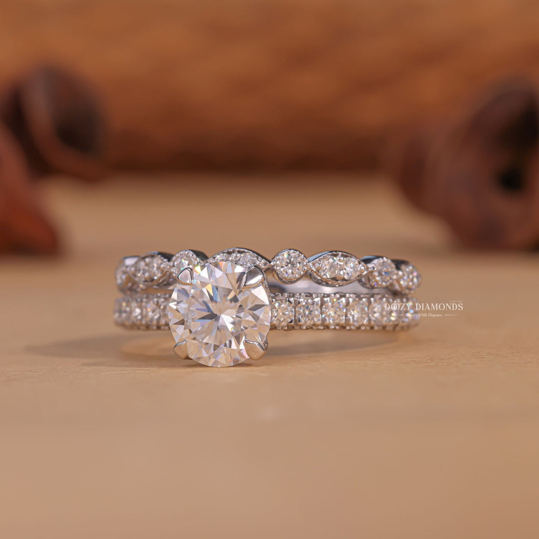 Round cut bridal set with halo, Round cut bridal set with side stones, Round cut bridal set with diamond accents, Round cut bridal set with milgrain, Round cut bridal set with filigree, 
