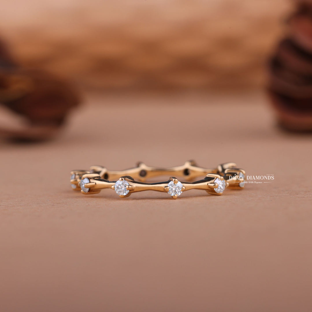 Round round diamond wedding band front view