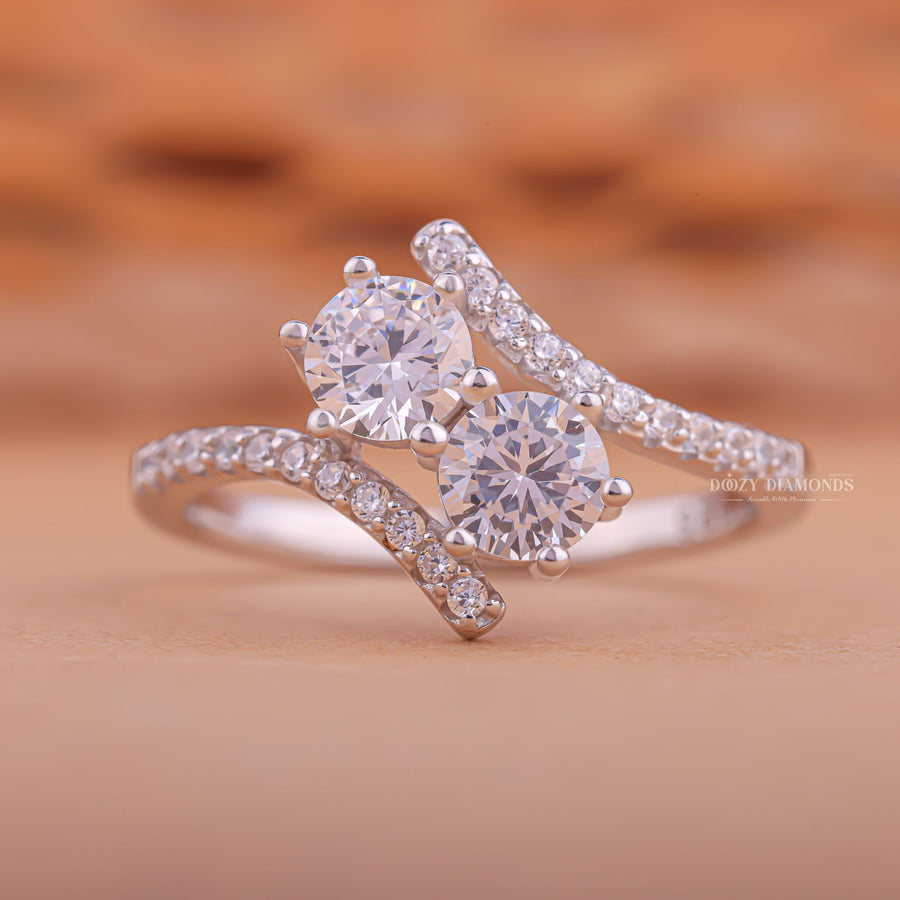 Discover round solitaire lab grown diamond engagement ring online