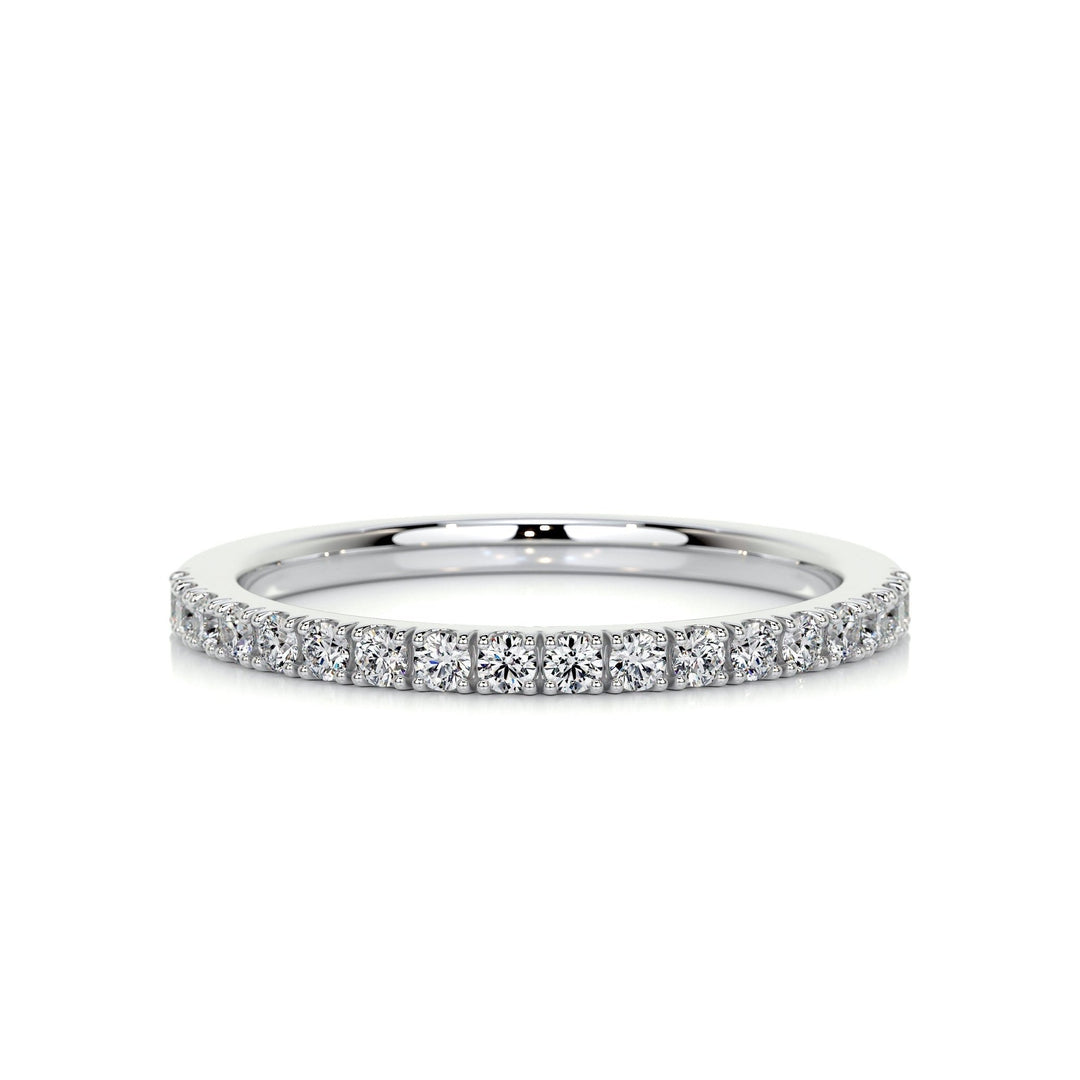 Round Brilliant round brilliant diamond wedding band front view