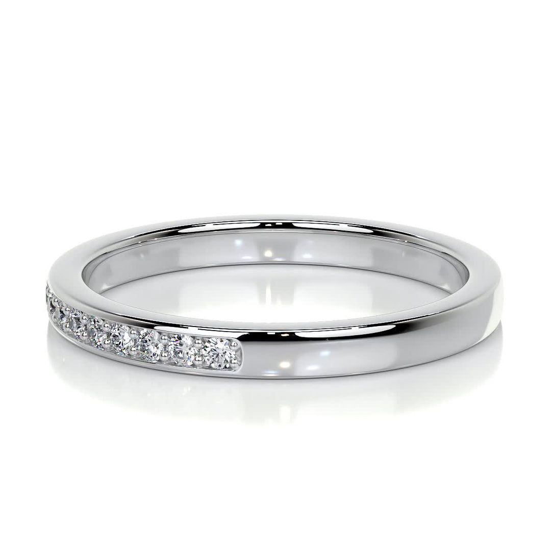 Round Brilliant diamond wedding band in white gold