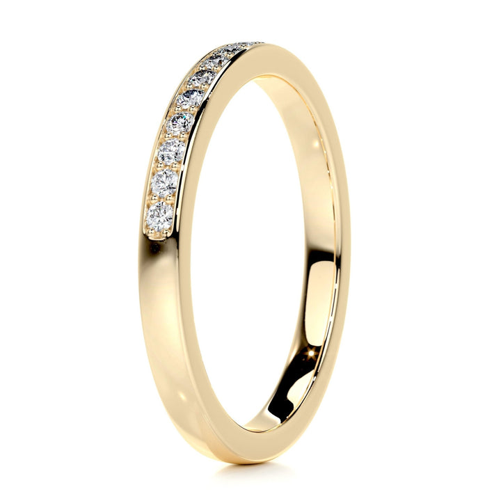 Round Brilliant diamond eternity band macro shot