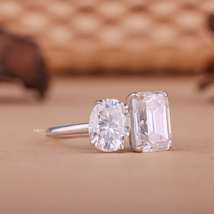 Shop oval cut solitaire lab grown diamond engagement ring online