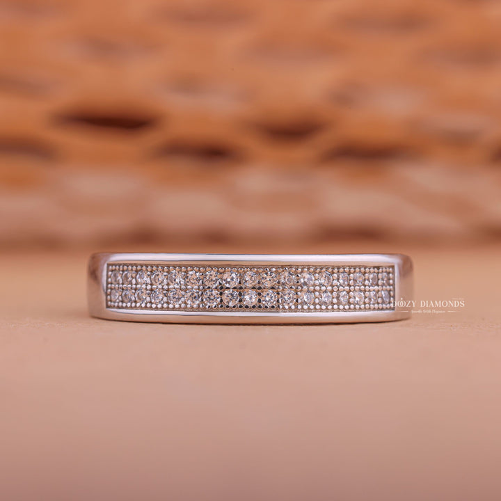 Round round diamond wedding band front view