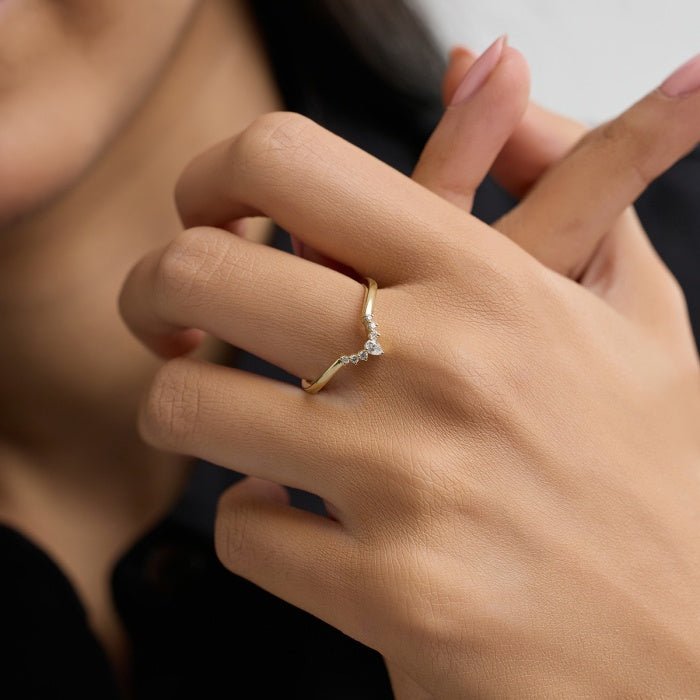 Pear FG - VS2 Lab Grown Diamond Curved Wedding Band - Doozy Diamonds