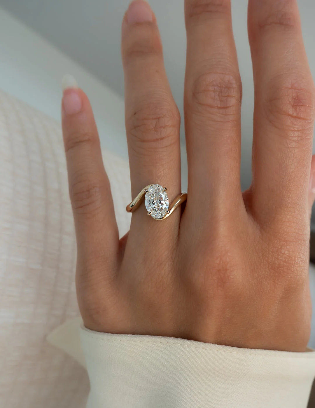2.0CT-3.50CT Oval E/VS2 Lab Grown Diamond Bypass Engagement Ring