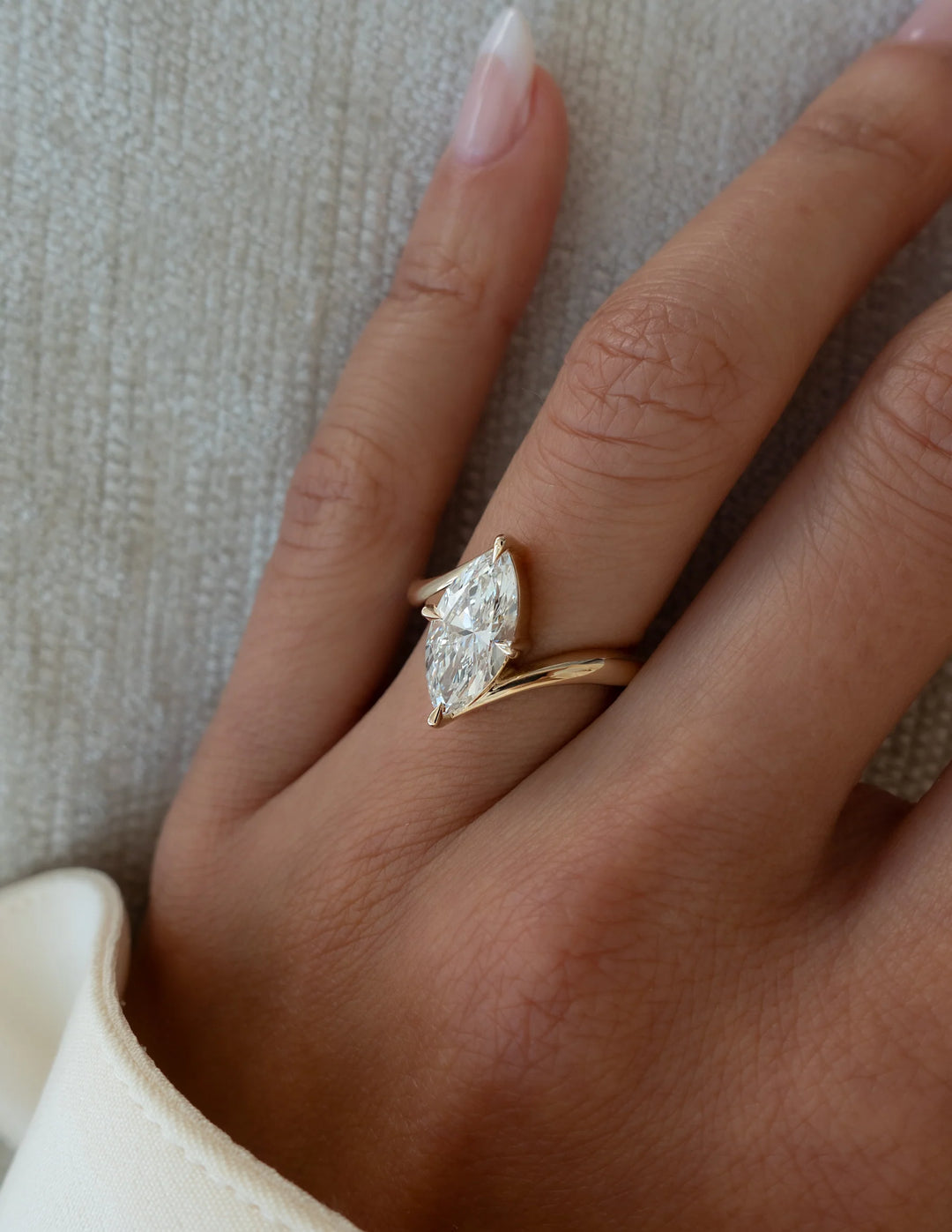2.0CT-3.0CT Marquise Cut E/VS1 Lab Grown Diamond Bypass Engagement Ring