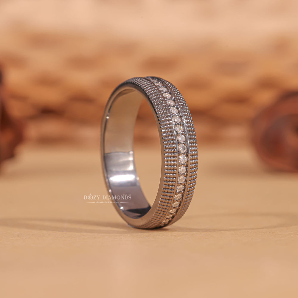 Close-up of 0.15CT round lab grown diamonds